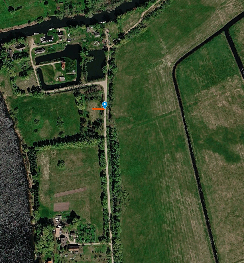 Beispielbild einer lokalisierten Friedhofsspur (Standortmarkierung auf Satellitenkarte)